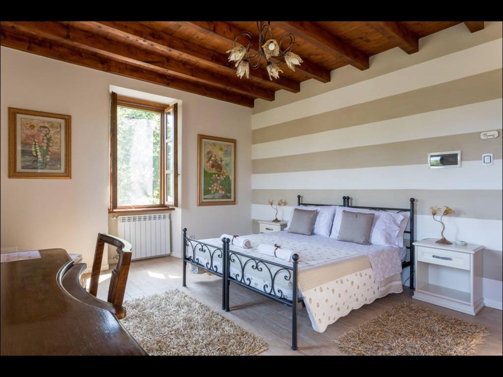 إيزِيو B&B Ronco Degli Ulivi المظهر الخارجي الصورة