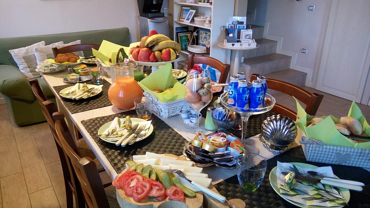 إيزِيو B&B Ronco Degli Ulivi المظهر الخارجي الصورة